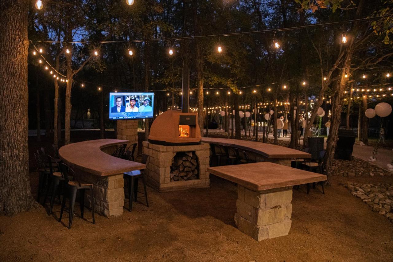 7744 Ranch Glamping Resort أوستن المظهر الخارجي الصورة