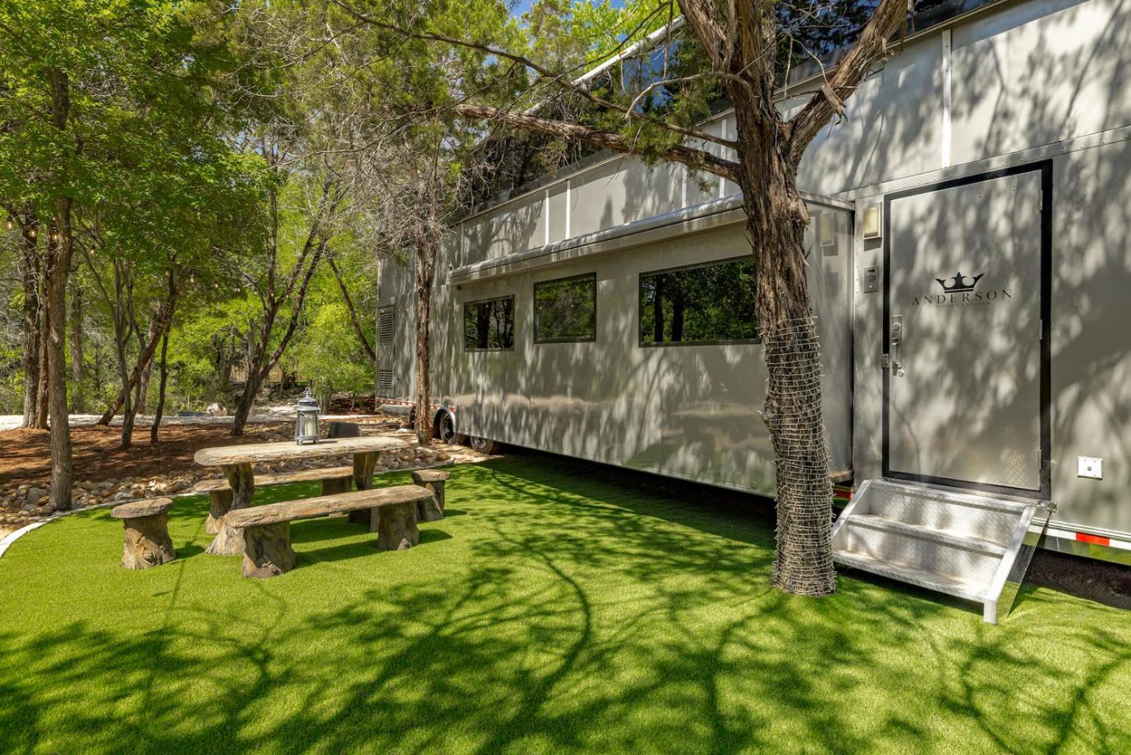 7744 Ranch Glamping Resort أوستن الغرفة الصورة